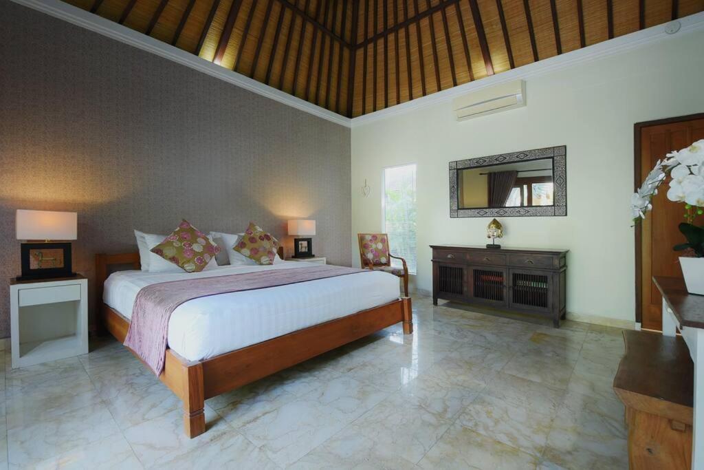 Tropical Oasis, Villa Mimba Sanur Buitenkant foto